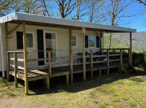 Mobil home avec Terrasse - 4 Pers, 2 Chambres - API-1-52-1237