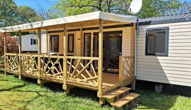 Mobile home with terrace - 8 guests