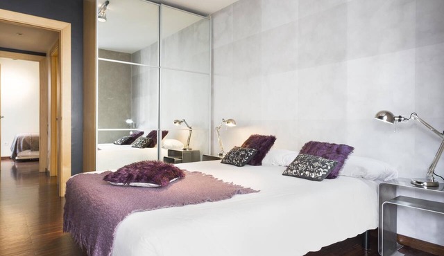 Mobile World Congress 2 rooms with Terrace and optional parking - Free WiFi