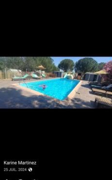 Mobilhome vintage ferme