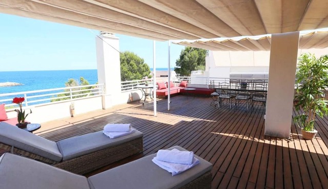 Modern 2-Bedroom Apartment in Ametlla de Mar