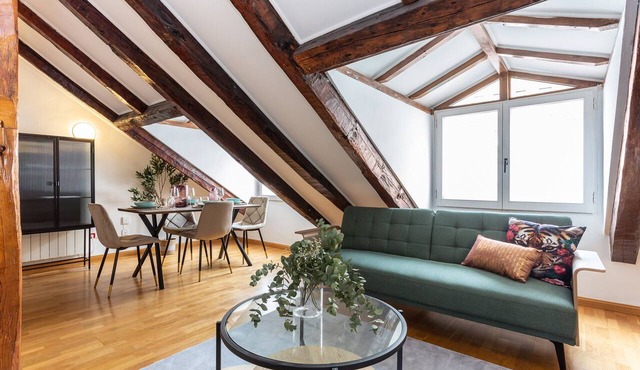 Modern Duplex in the neighborhood of Las Letras