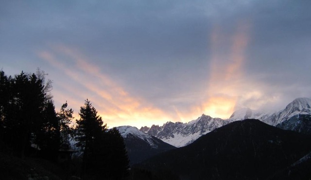 Mont Blanc Views Apartments