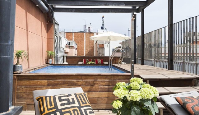 My Space Barcelona 6 Apart. with Pool in the Gothic Quarter for 48 people