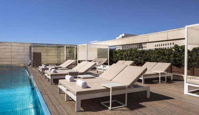 NH Collection Barcelona Constanza