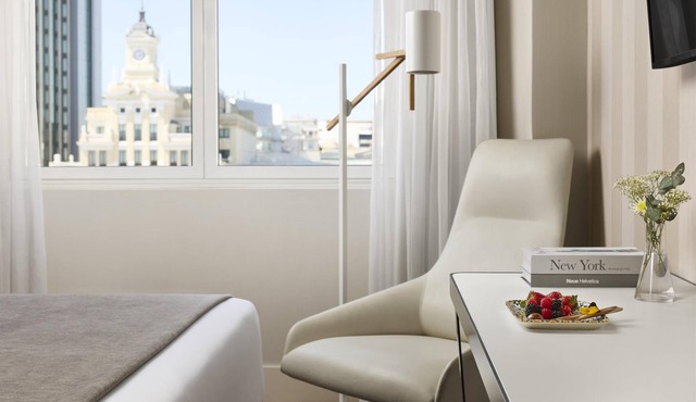 NH Collection Madrid Colón