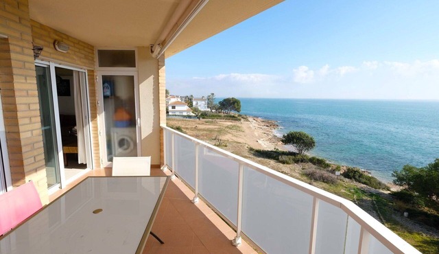 Nice apartment for 6 guests with pool, A/C and balcony