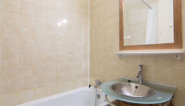 Nice apartment for 6 guests with WIFI, TV and balcony