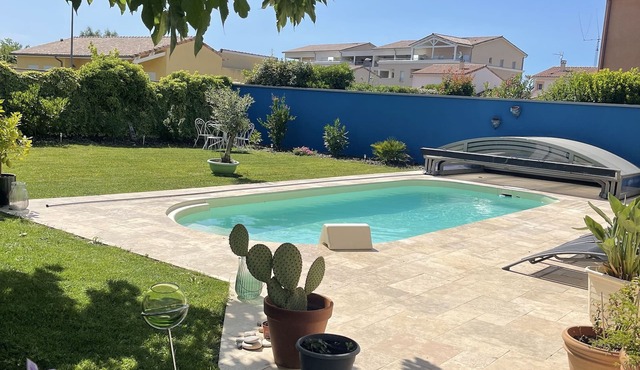 Nice house with swimming pool