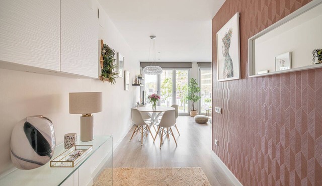 Nordic style apartment near Plaza España