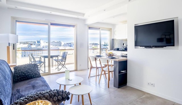 One BDRM flat A/C-Congress/Beaches by Olidesi