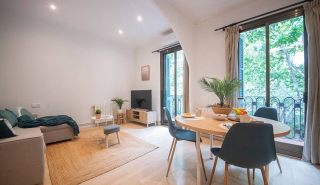 One Bedroom Apartment in Eixample Esquerra - You Stylish