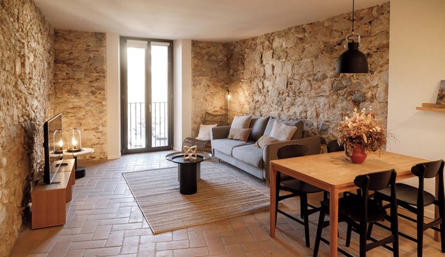 One-Bedroom Fully Equipped and Spacious Apartment.