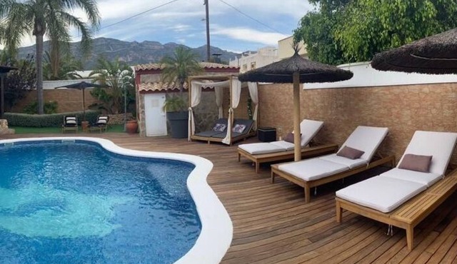 Owner Joan Andreu Calvet Fosch, Luxury villa with private pool.