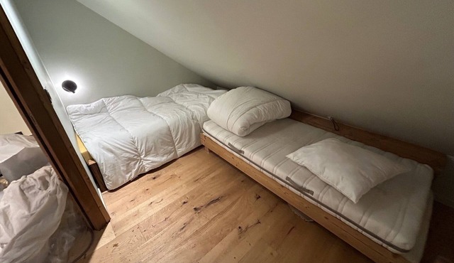 Petit Chalet Complétement Rénové Donnant sur la Vallée de Maurienne, ski au Pied