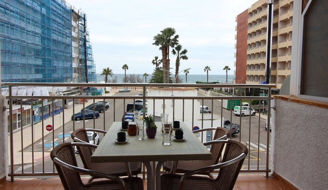 PLAYA SOL - Apartamento con vista al mar en el centro de Santa Margarida