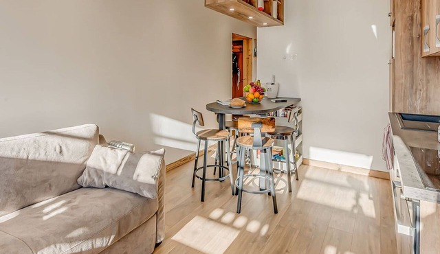 Premium Apartment in Tignes with 35m² Terrace, 4/5 people
