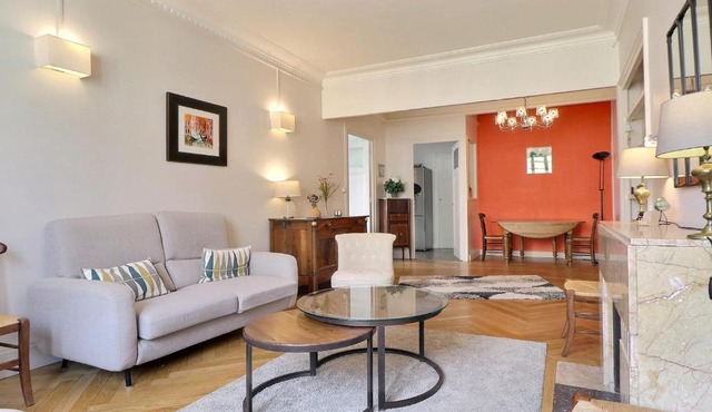 Premium Two-Bedroom Apartment with Balcony and Secure Parking Lyon 6th