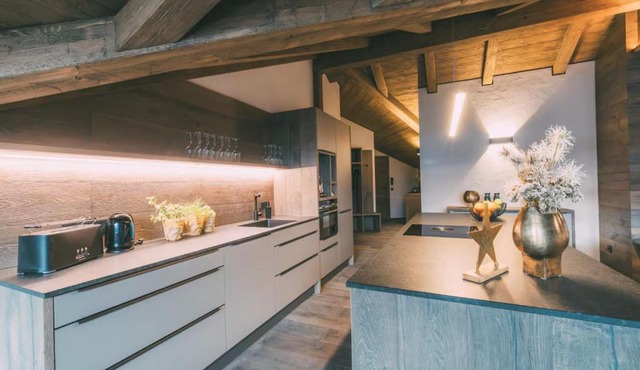 Quiet and elegant apartment in Passy