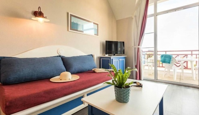 Résidence Pierre & Vacances Cap Marine*** - Apartment sleeps 8 - 2 bedrooms + 1 sleeping area - Terrace or balcony - Sea view - Renovated