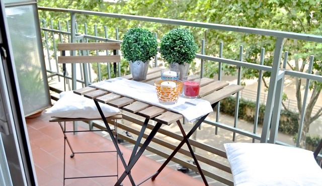 Relaxing 3BR with terrace near the beach and Auditori - Ascot