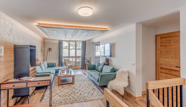 Renovated Apartment in Tignes - 8 Pax, 82m², Wifi Included
