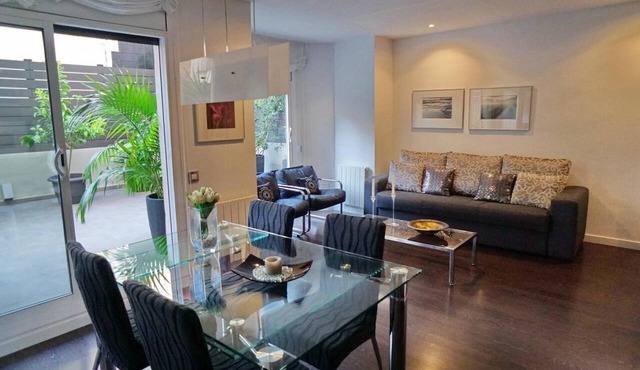 Renovated apartment with beautiful terrace