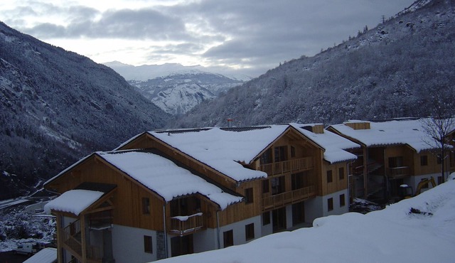 Rent rent Appart 26 M2 4P Ski Orelle 3 Valleys residence 3 * Pool and SPA free