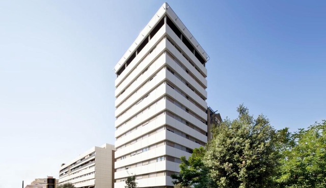 Residencia Universitaria Resa Lesseps