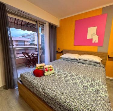Riviera Begonia Appartement - Parking Privé
