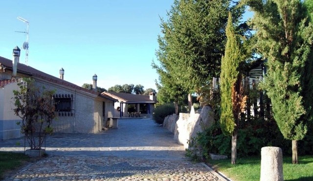 Rural Complex: Casas de Bermudillo: 30 pax, exclusive space.