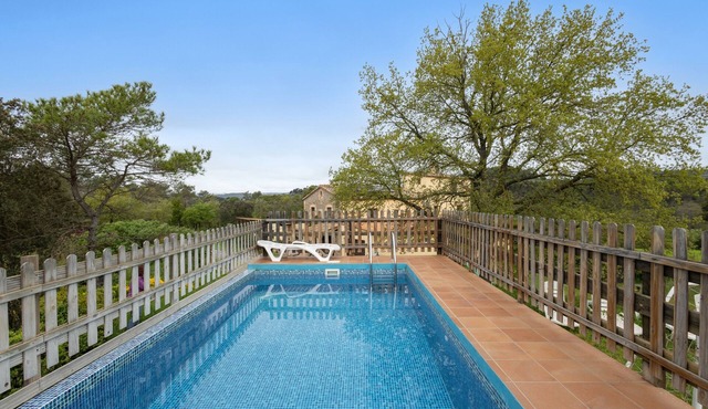 Rural House 'Cal Panxeta' with Mountain Views, Wi-Fi and Air Conditioning