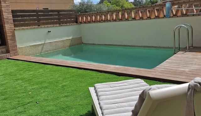 Rustic family house in Empordà 15 minutes from the beach