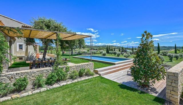 Sannes – A beautifully appointed villa - Sleeps 11