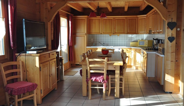semi-detached chalet with breathtaking view sleeps 10