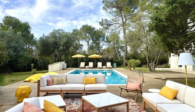 Spacious Family Villa with Pool near Montpellier
