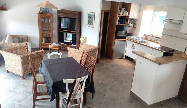 Spacious house, quiet near the beach - 12 guests