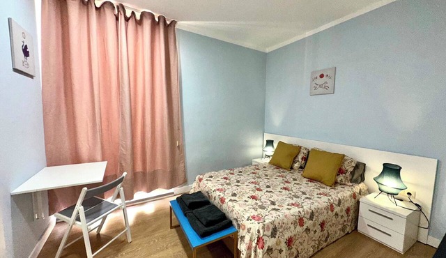 STUDIO 1 NEXT TO THE RAMBLAS IN BARCELONA