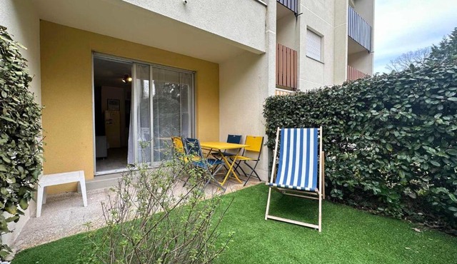 Studio au calme, plage et centre à pied, jardinet ensoleillé, parking privé - FR-1-550-51