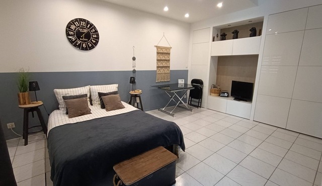 Studio LE COLONEL, in the heart💖of the beautiful village of Marseillan
