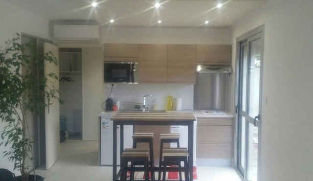 Studio sea view 28 m2 100m from the beach