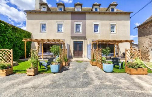 Stunning Home In Baraqueville With Wifi