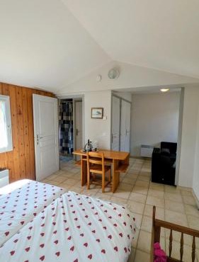 Suite privée Esther Gorges de l'Arzon près du Puy en Velay