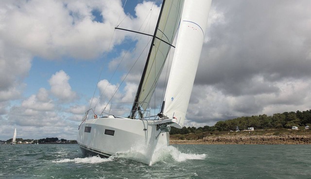Sun-Kissed Sailing Adventure in Provence-Alpes-Côte d'Azur