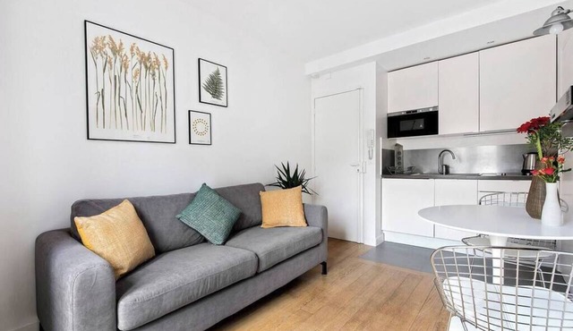 Superb apartment with balcony in the heart of Montorgueil