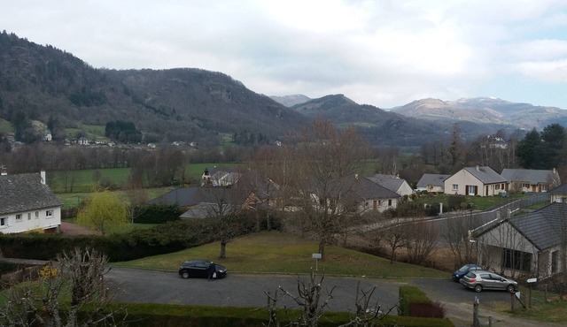 T2 APARTMENT IN THE HEART OF GREEN COUNTRY