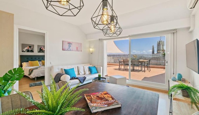 Tendency Apartments Sagrada Familia Penthouse