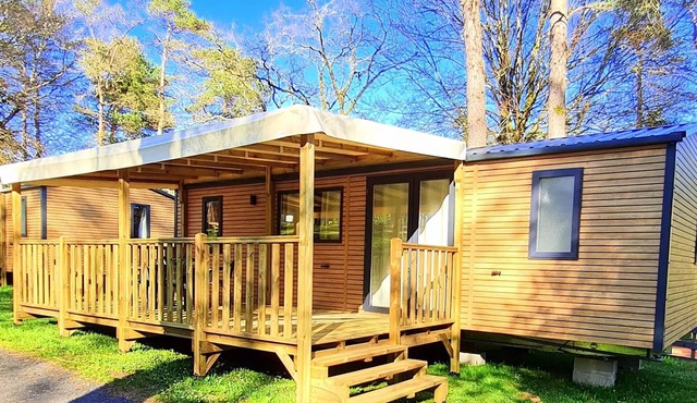 Terracotta Superior Mobile Homeeur 4 -Room, Sleeps 6 + TV