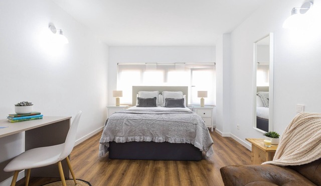 The Apolo Studio in Downtown by Florit Flats