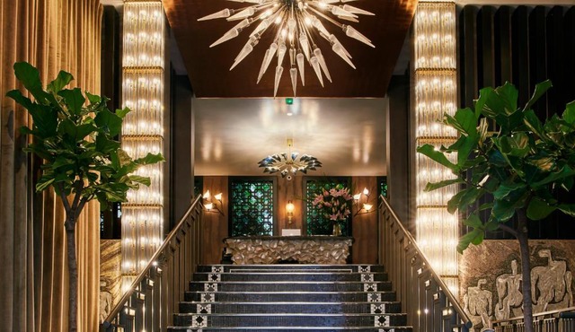 The One Alma Paris